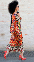 Laden Sie das Bild in den Galerie-Viewer, Miss Goodlife Chiffonkleid multicolour
